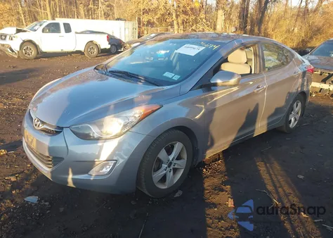 2013 Hyundai Elantra Gls z USA, uszkodzony, nr VIN KMHDH4AE8DU928077